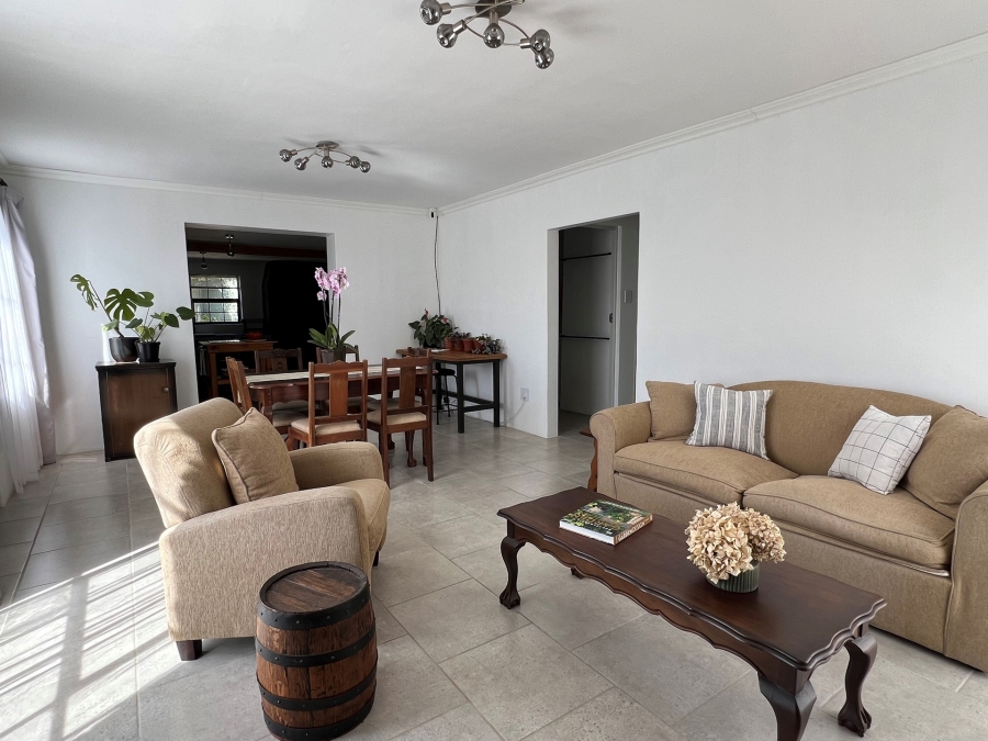 2 Bedroom Property for Sale in Napier Western Cape